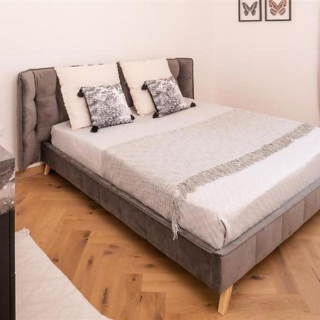 Destiny Home 5 Бардолино Экстерьер фото